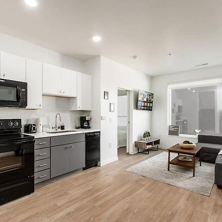 Brand New Gorgeous 1Br Apartment I Gym + Free Park Колумбус Экстерьер фото